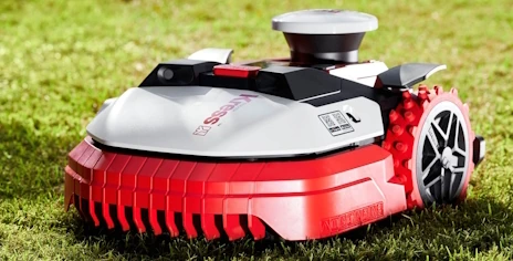 Lawn Robotics Equipment